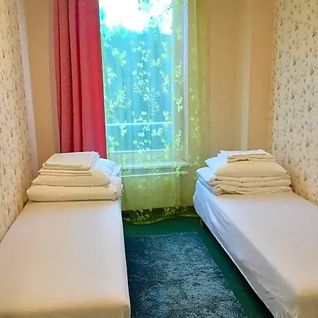 Harbour Hostel *