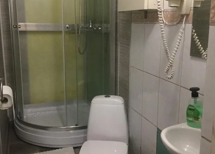 Vandrarhem Harbour Travelers Service Centre - Tourists Only Tallinn