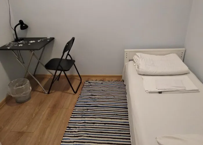 Vandrerhjem Harbour Travelers Service Centre - Tourists Only *